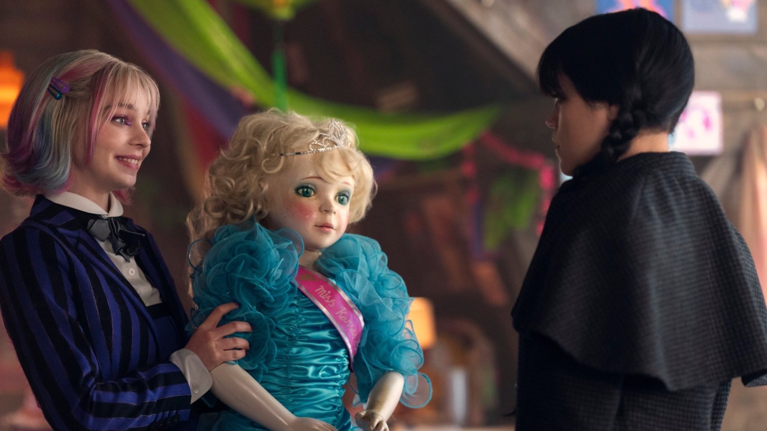 Netflix onthult eerste 6 minuten 'Wednesday' seizoen 2, releasedatum en bevestigt gastrol Lady Gaga