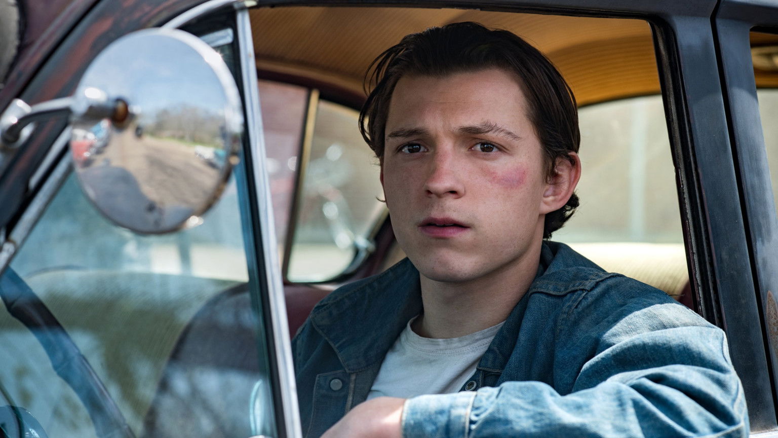 Tom Holland en Mark Wahlberg gespot op de set van 'Uncharted'