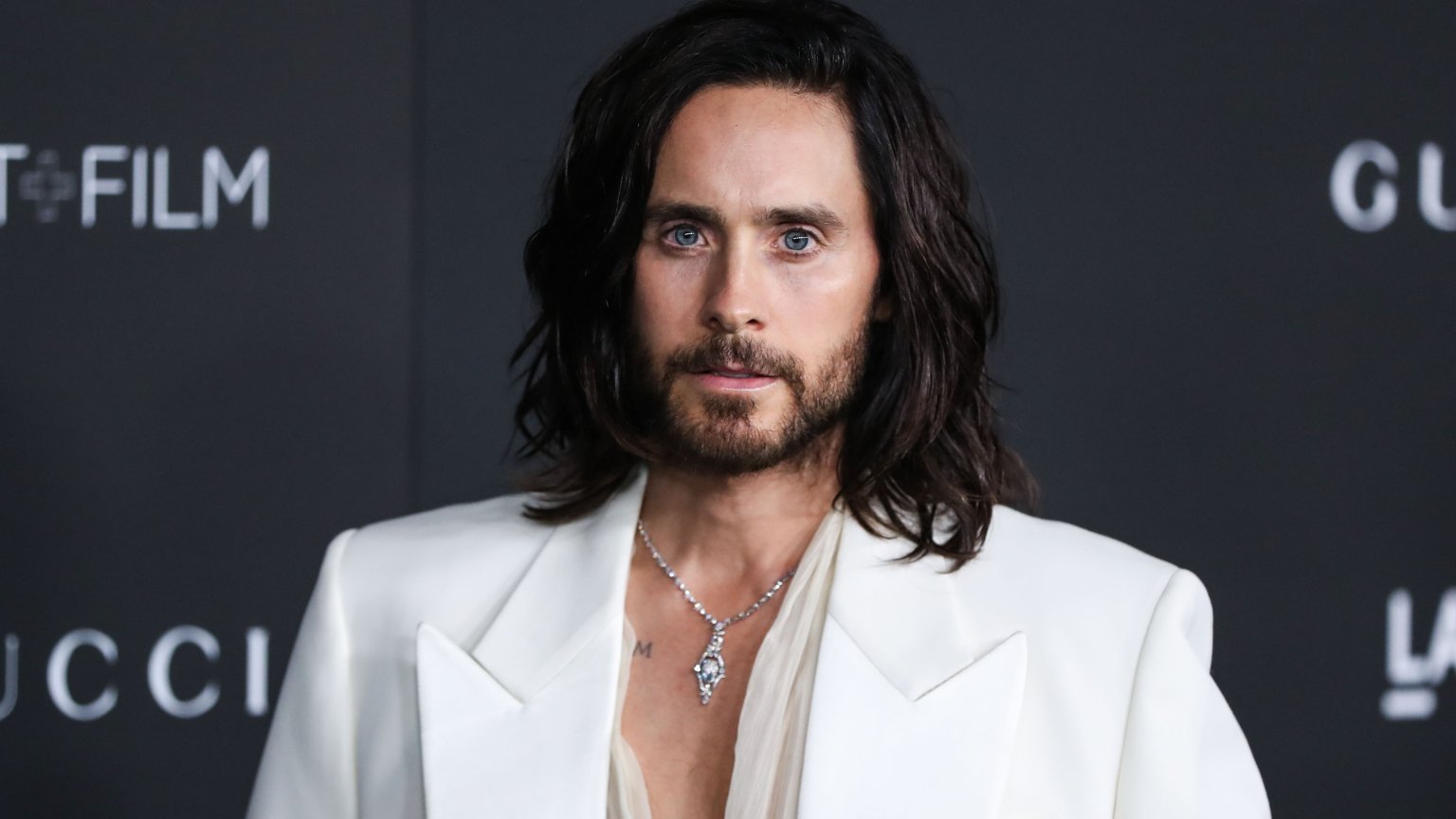 Acteur Jared Leto ontkent beschuldigingen van seksueel grensoverschrijdend gedrag