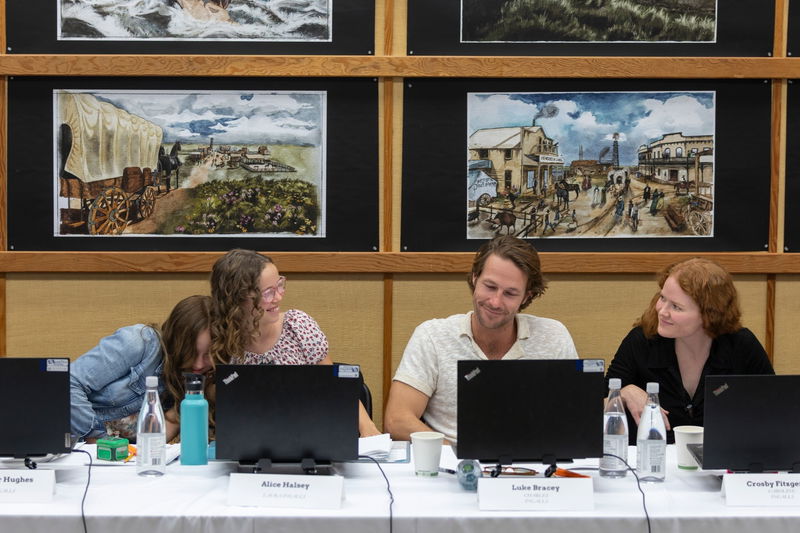 Foto Table Read 'Little House on the Prairie' via Netflix/Eric Zachanowich