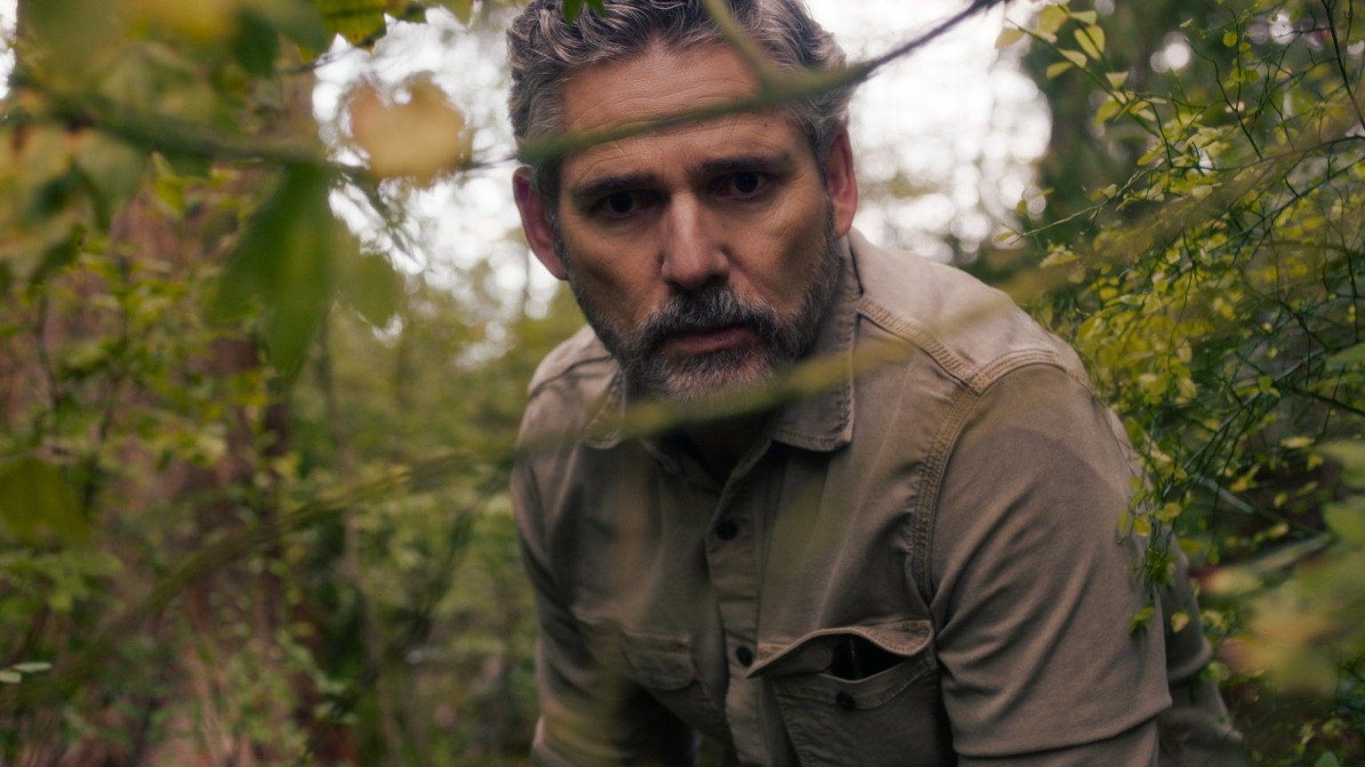 Brute moord legt grote geheimen bloot in trailer Netflix-miniserie 'Untamed'