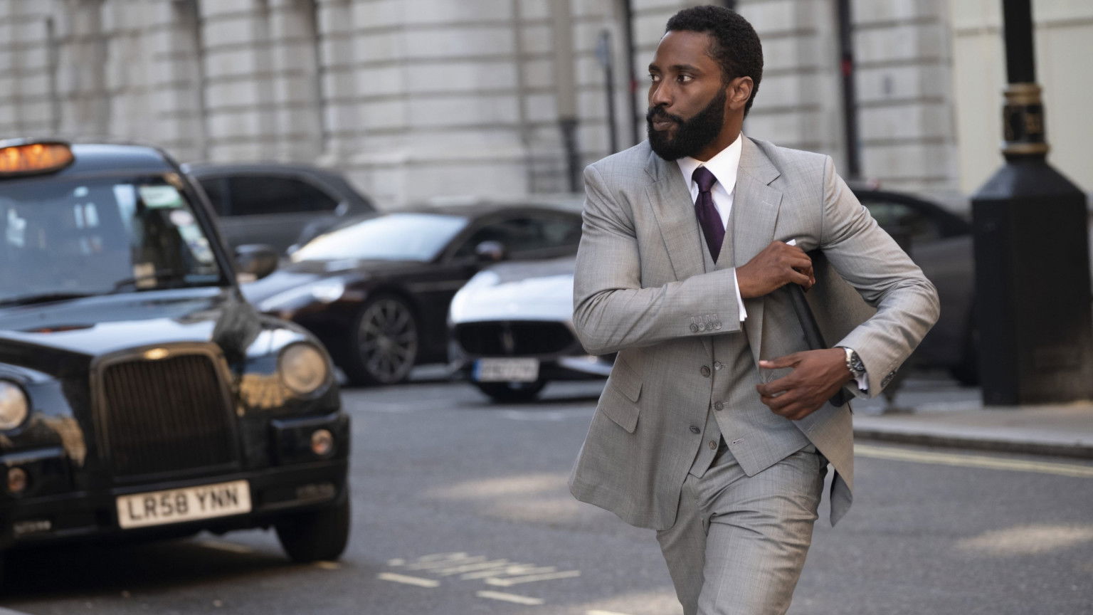 John David Washington hoopt op een 'Tenet'-vervolg