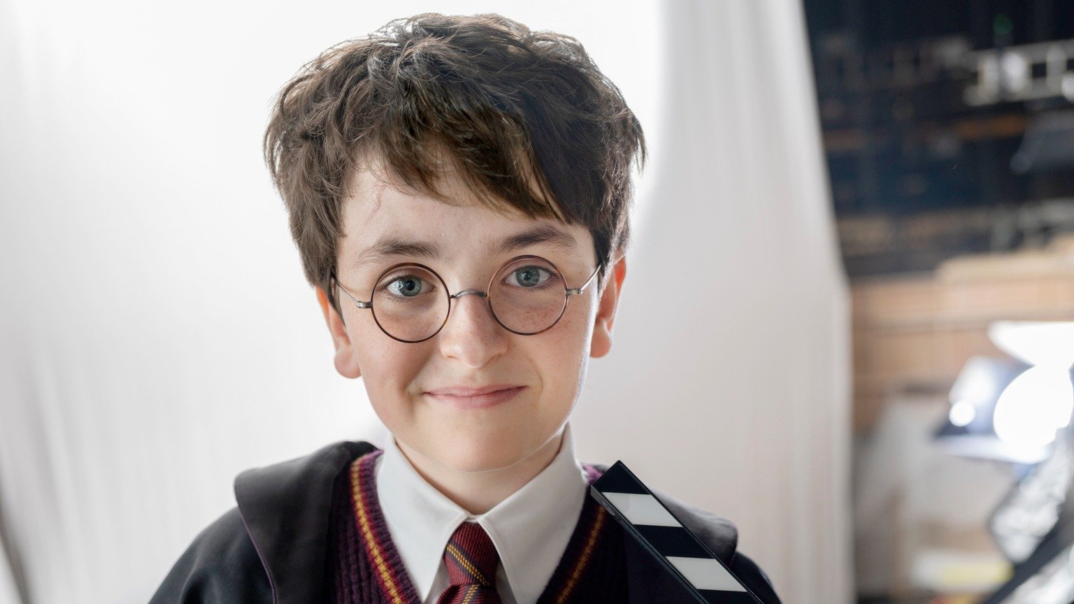 Releasejaar 'Harry Potter'-serie bekend: makers verrassen met eerste kiekje van jonge Harry