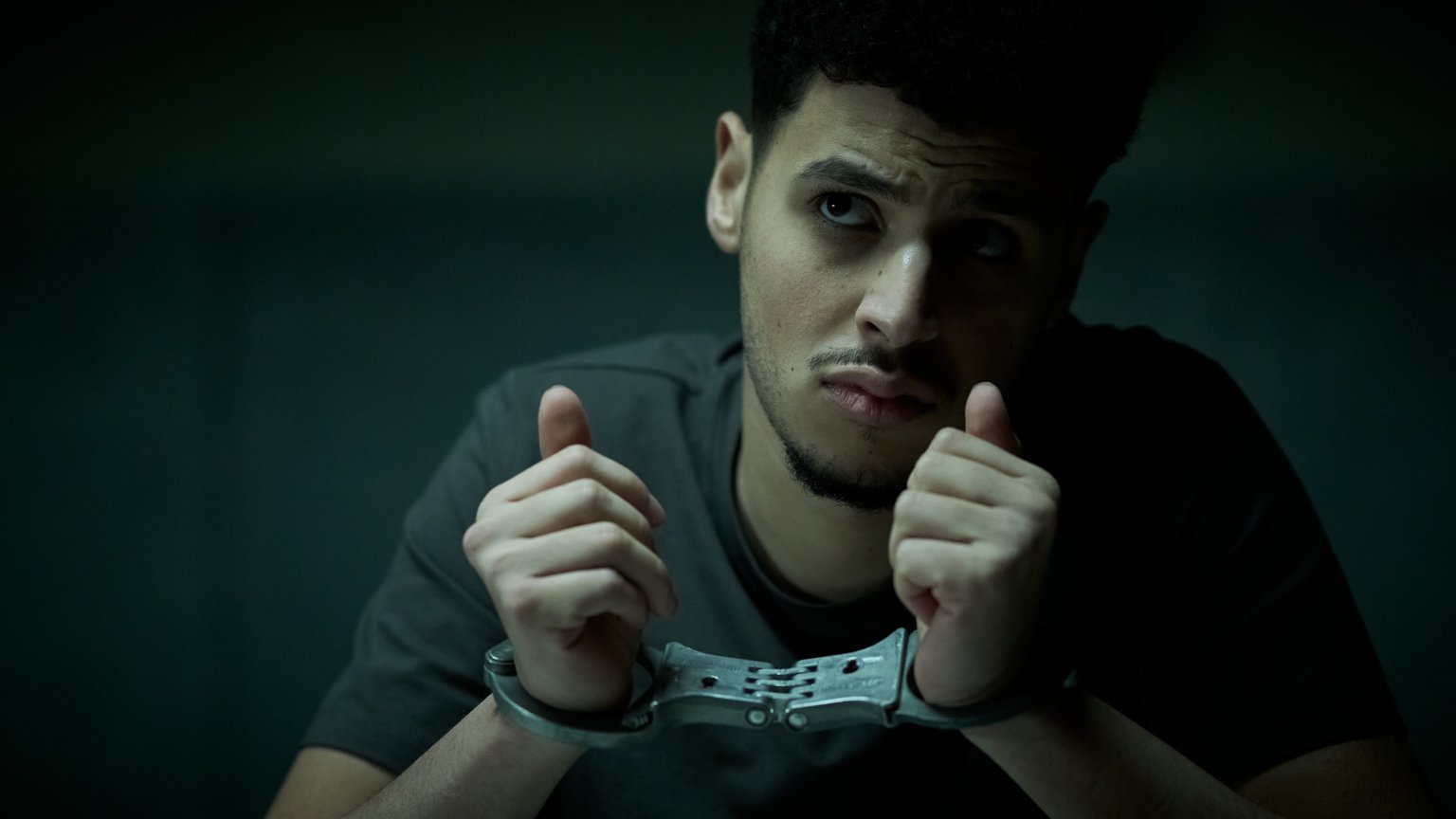 Gloednieuwe Nederlandse misdaadfilm met Hamza Othman heeft trailer te pakken