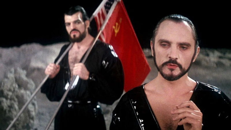 Terrence Stamp als General Zod (rechts) in 'Superman II', afbeelding via TMDb