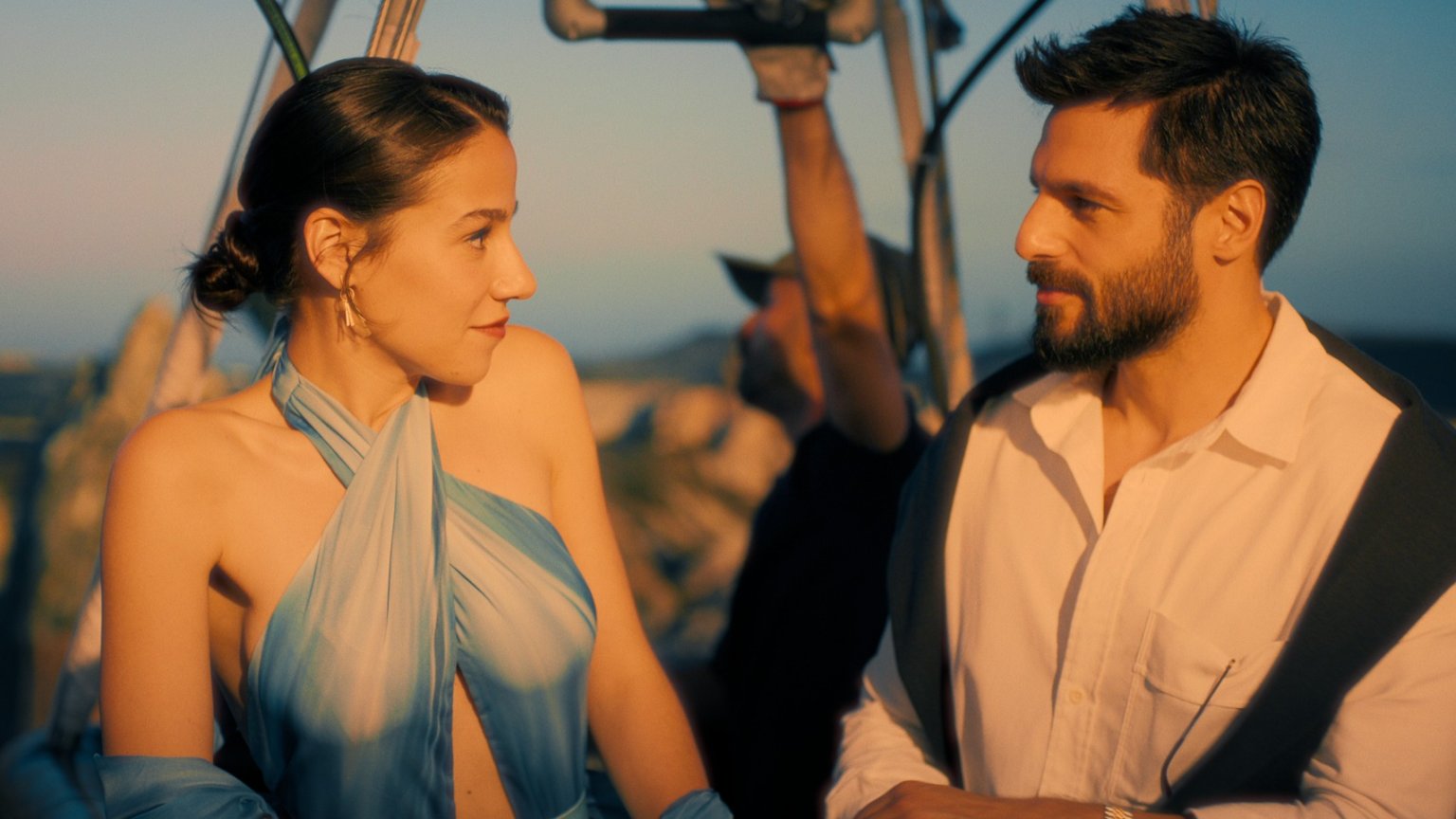 Netflix deelt de trailer van nieuwe romantische komedie 'She Said Maybe'