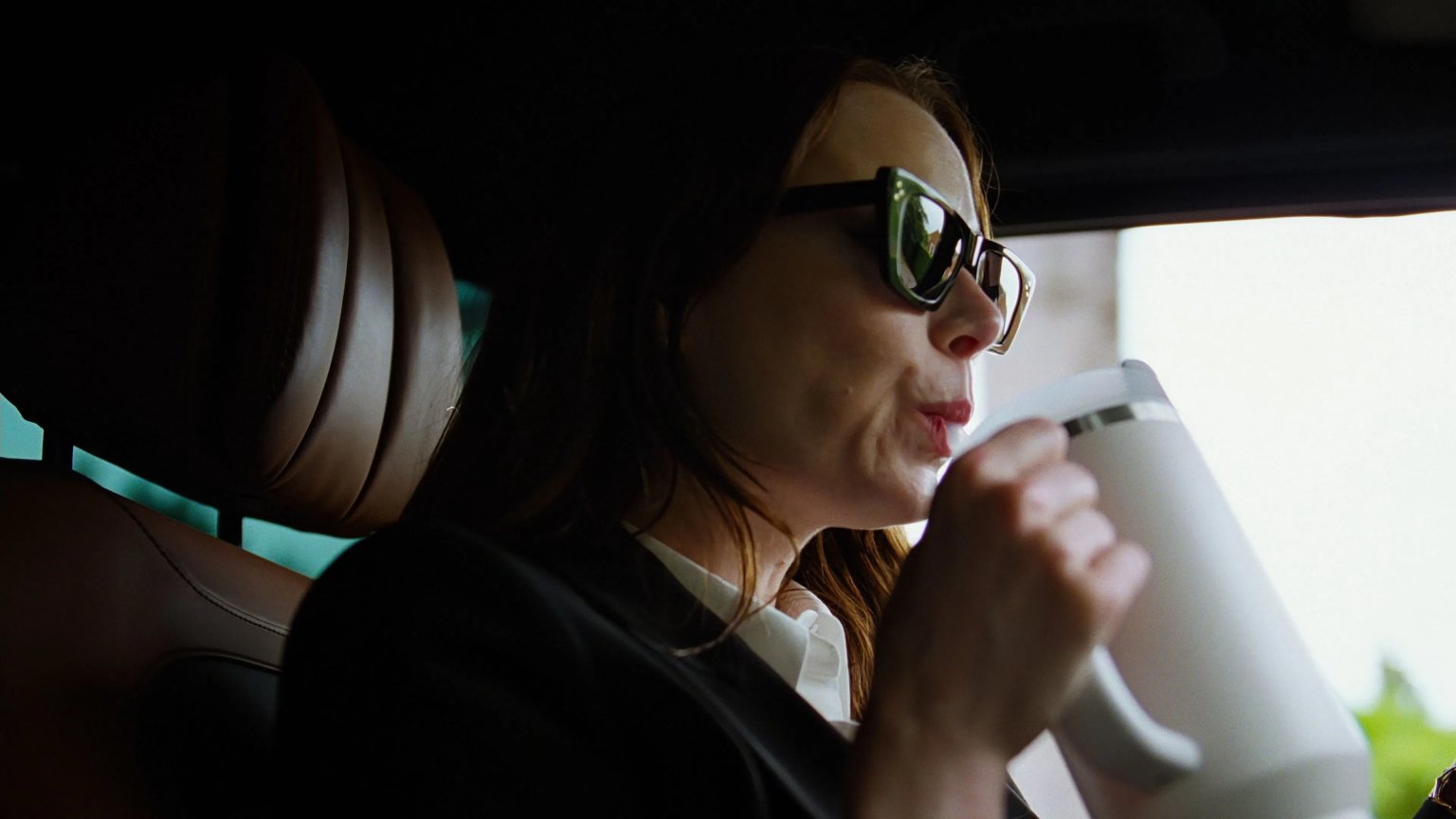 Nieuwe absurde film met Emma Stone scoort 100% op Rotten Tomatoes