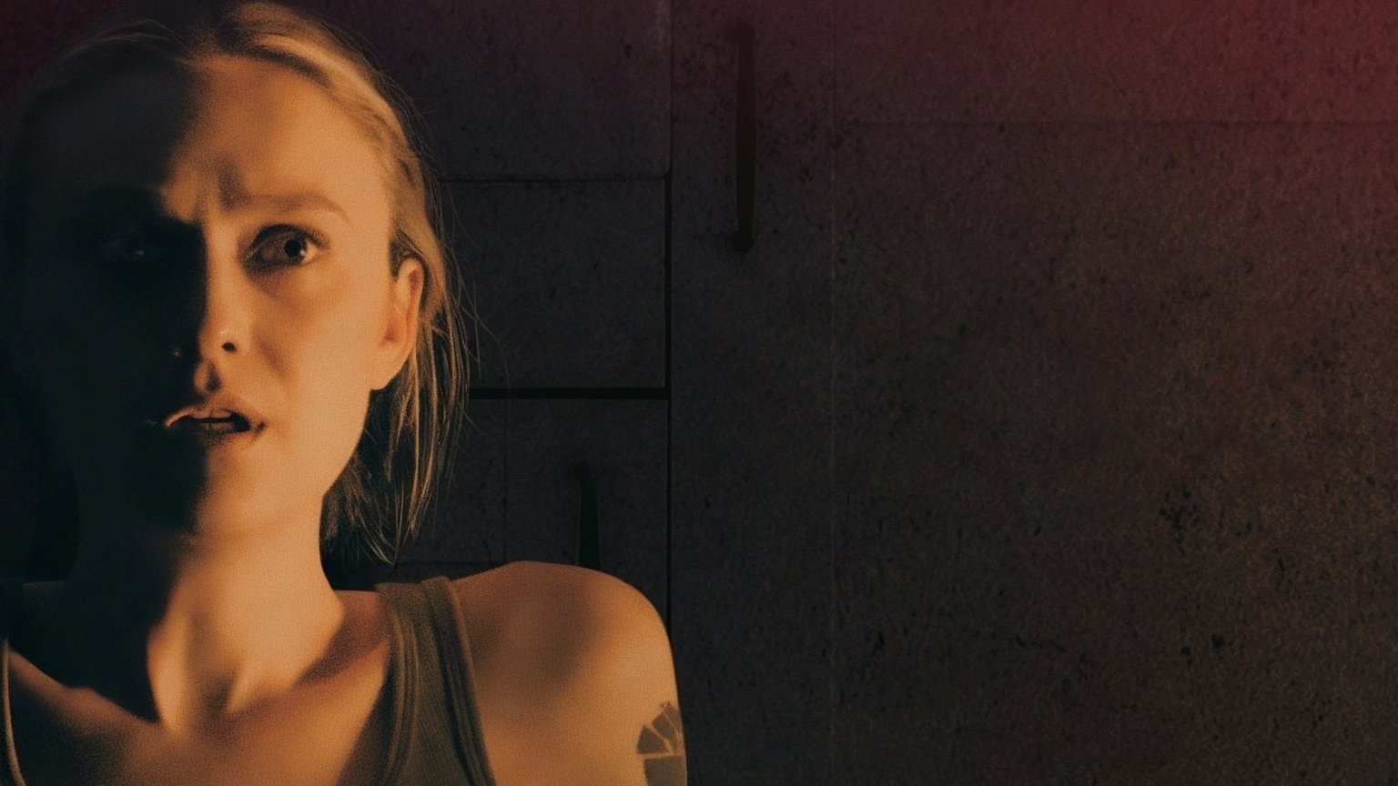 Een laat bezoek zorgt voor gruwel in de trailer van 'Vicious' met Dakota Fanning