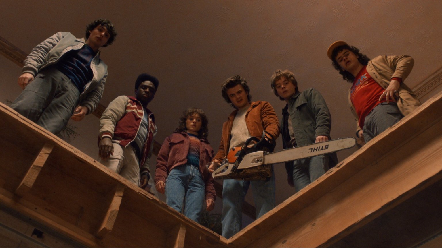'Stranger Things'-cast maakt zich op voor seizoen 5: Netflix deelt nostalgische terugblik