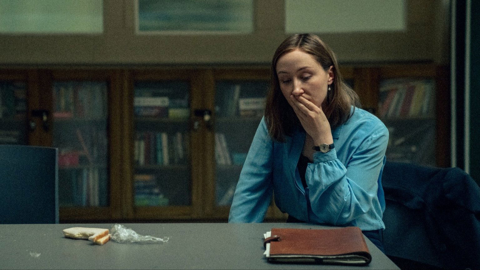 Heftige miniserie al 9 weken in de Netflix top 10: 'Iedereen moet dit zien'