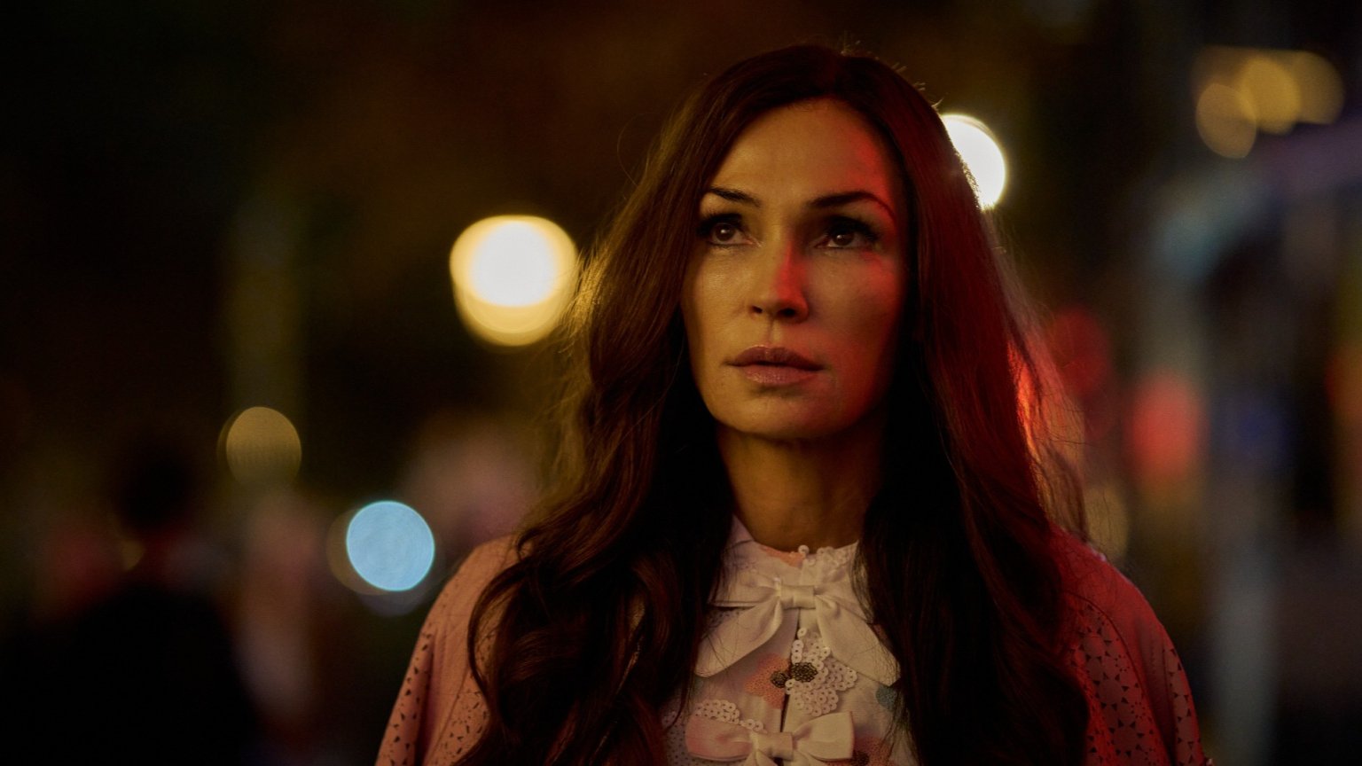'Amsterdam Empire'-ster Famke Janssen hoopt op seizoen 2: 'Ik ben er klaar voor'