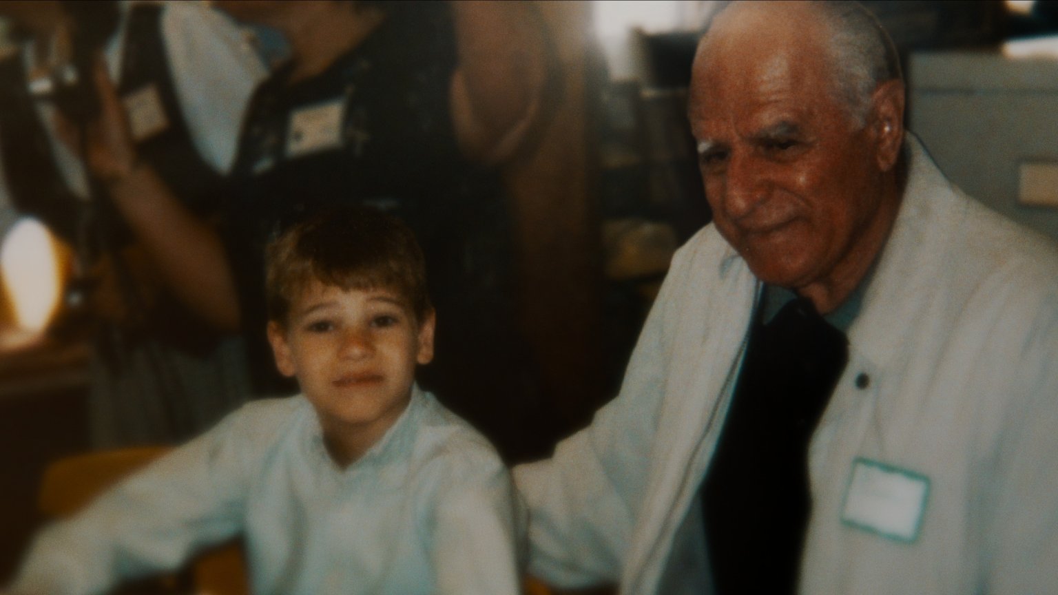 Netflix deelt de trailer van true crime-docu over jongen die zijn familie vermoordde