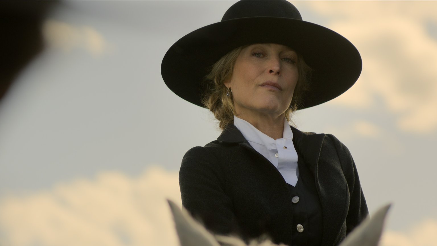 Netflix onthult de trailer van nieuwe westernserie met Gillian Anderson en Michiel Huisman