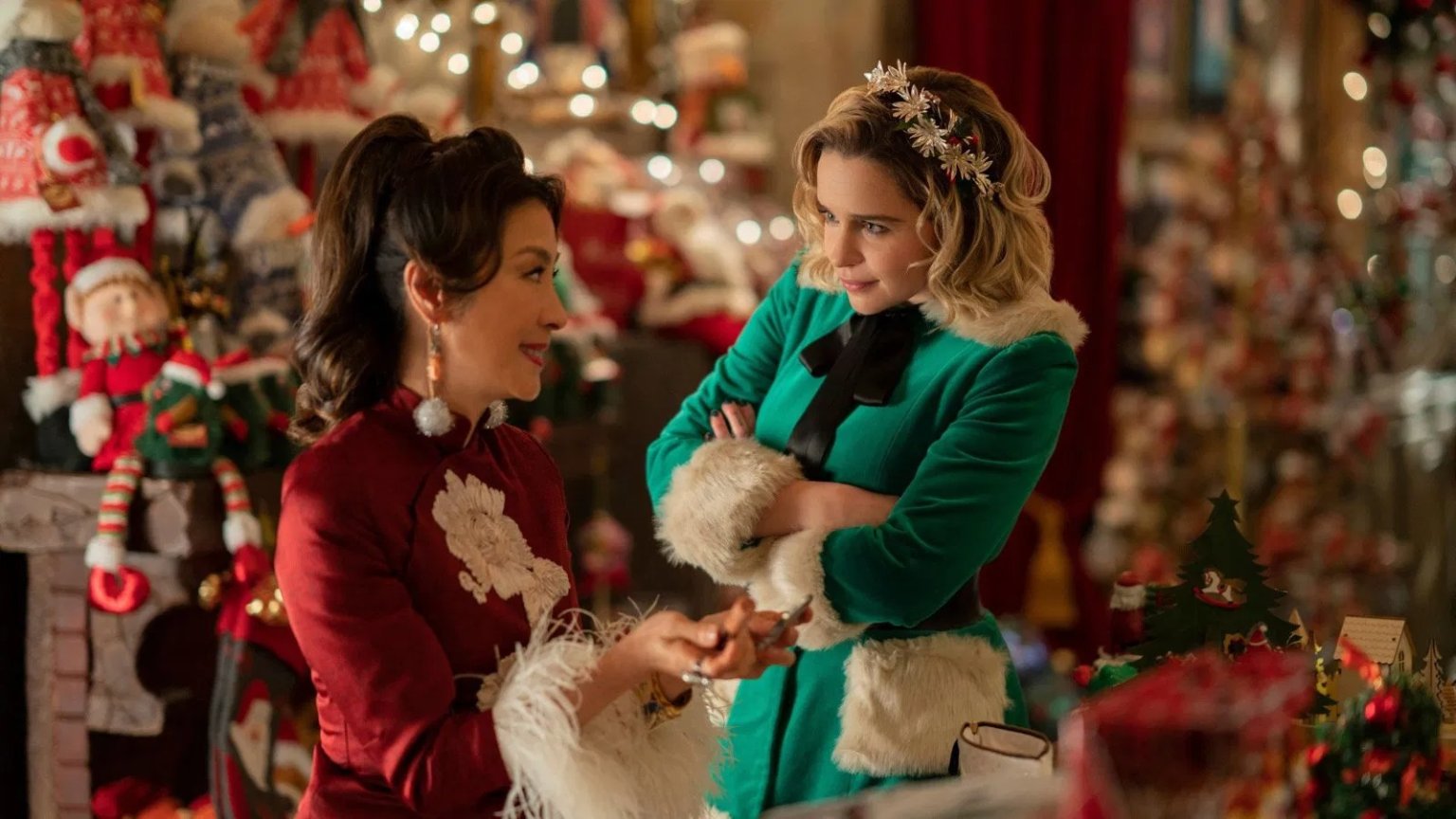 Romantische kerstkomedie met Emilia Clarke terug van weggeweest op Netflix