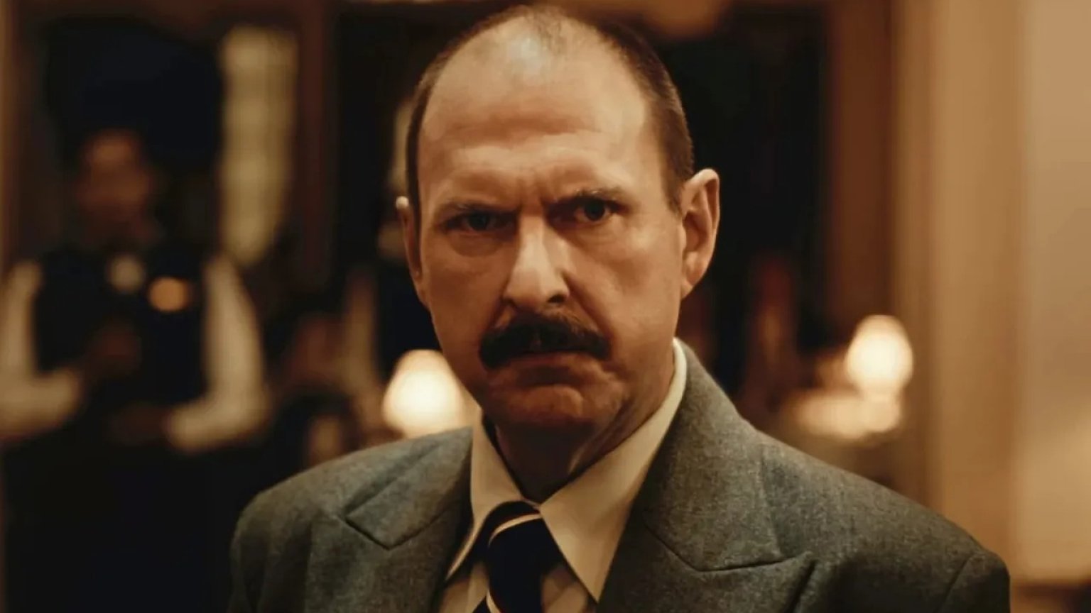 Netflix deelt de trailer van nieuwe thrillerserie over waargebeurd bloedbad