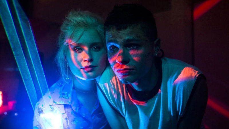 Toby Wallace (rechts) in 'Babyteeth', afbeelding via TMDb