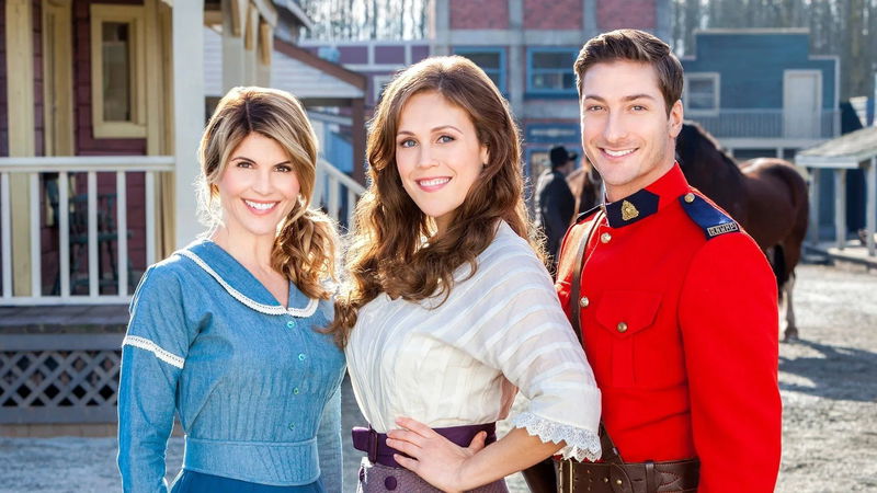 V.l.n.r: Lori Louglin, Erin Krakow, Daniel Lissing. Afbeelding via TMDB