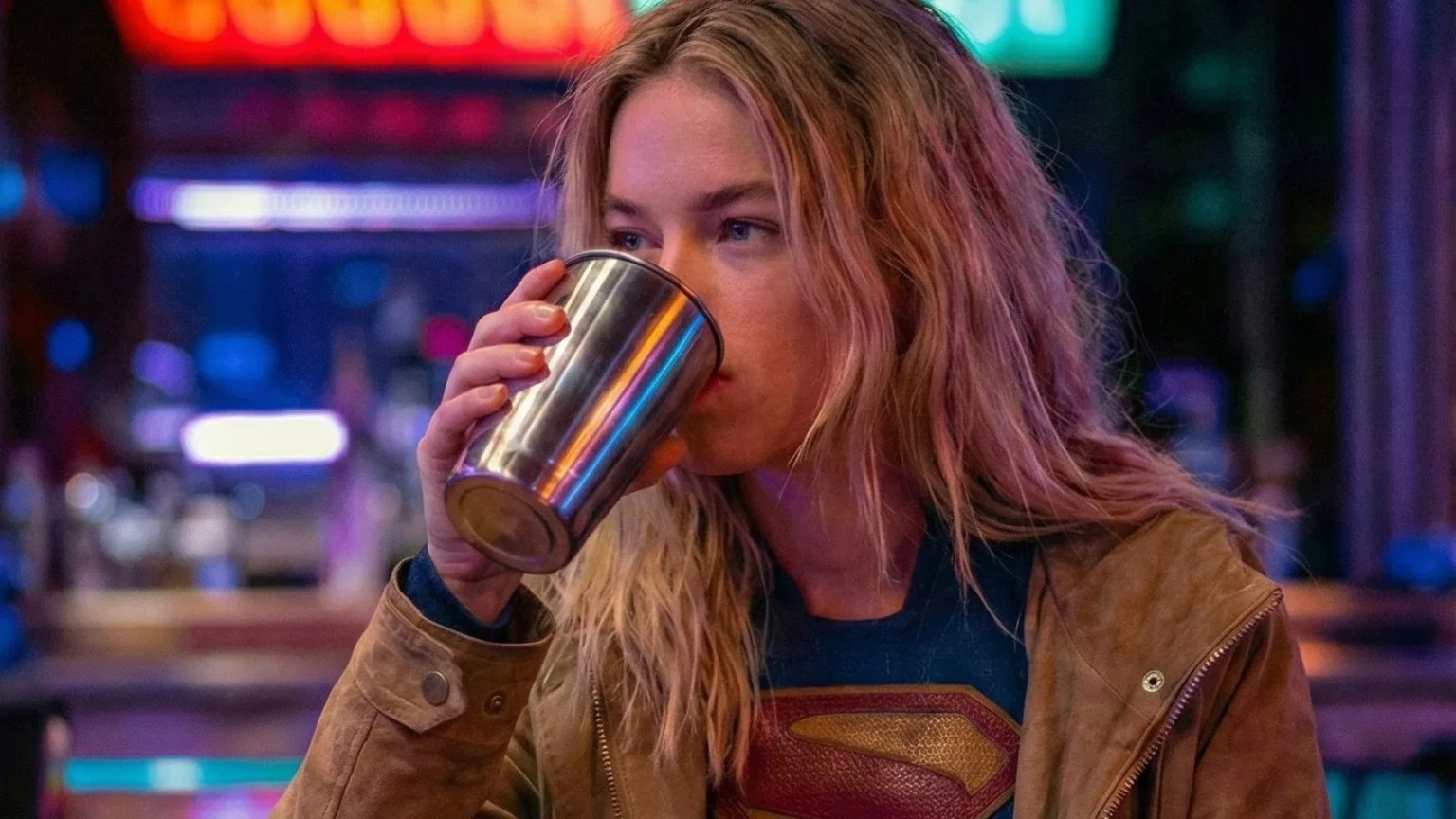 Milly Alcock reist door de ruimte in de eerste teaser van 'Supergirl'