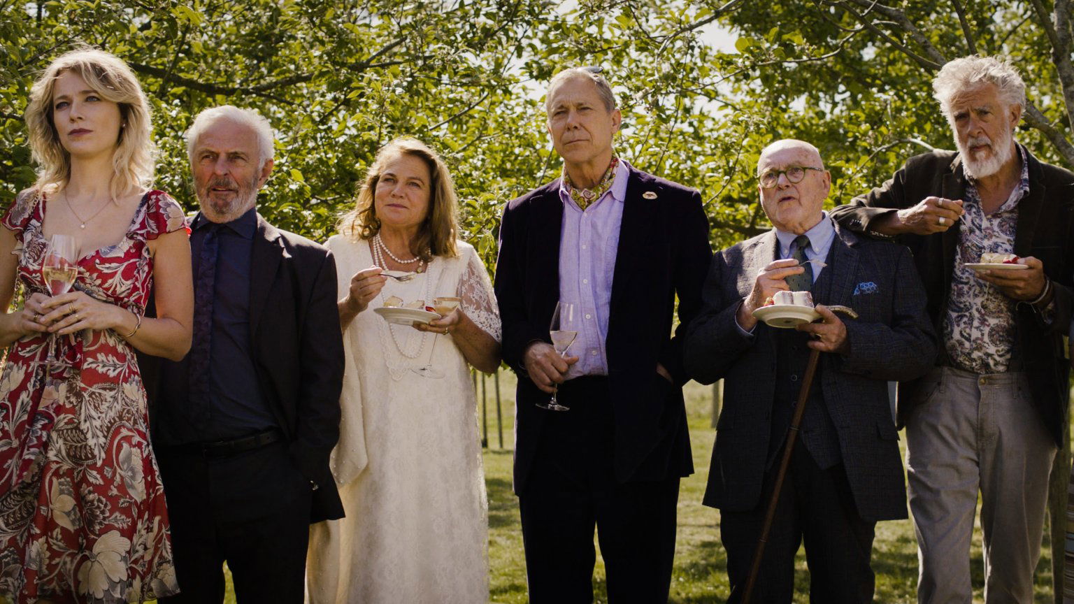 'Boomers' trailer: Huub Stapel schittert in nieuwe komedie van 'Zee van Tijd'-regisseur