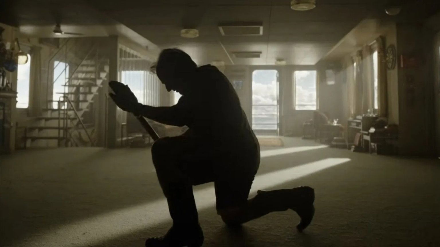 Tom Cruise doet een eigenzinnig dansje in de teaser van nieuwe komedie 'Digger'