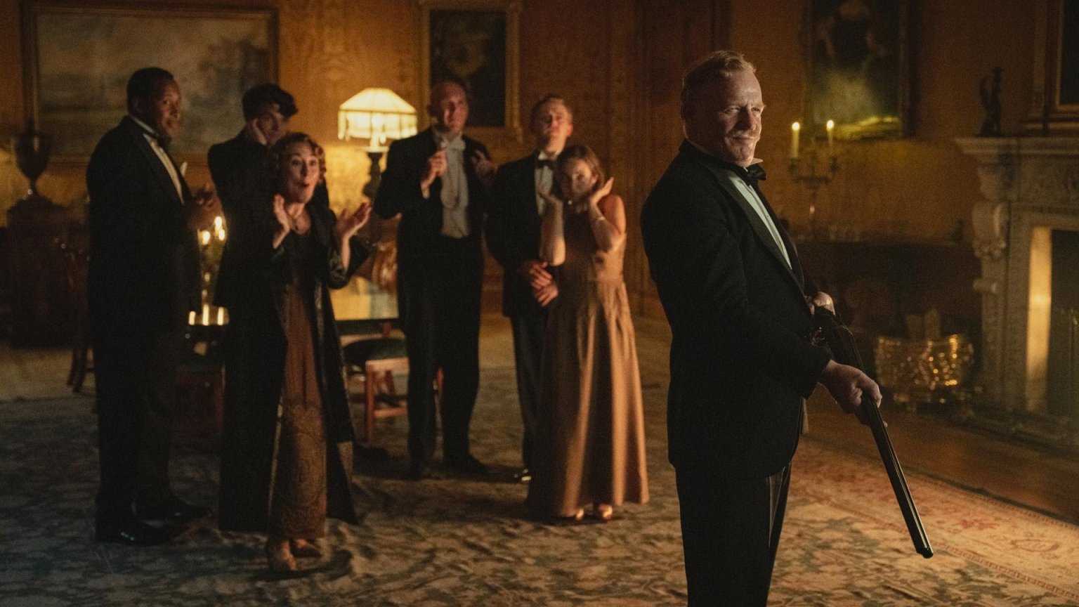 Nieuwe Britse detectiveserie met Helena Bonham Carter vanaf vandaag op Netflix