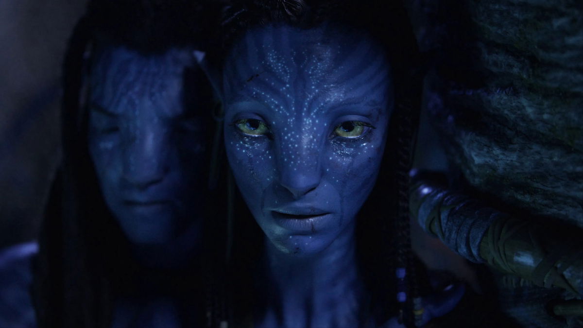 Jake (Sam Worthington) en Neytiri (Zoe Saldaña) in 'Avatar: Fire and Ash', afbeelding via TMDb