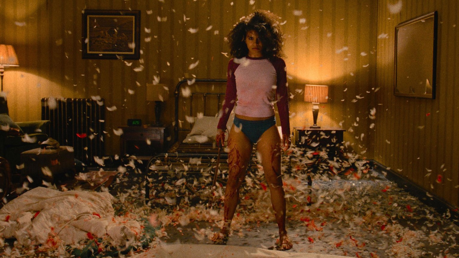 Zazie Beetz gaat tot het uiterste in trailer horrorfilm 'They Will Kill You'