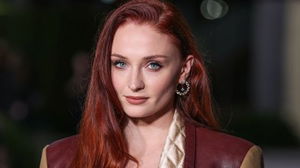 Sophie Turner transformeert in Lara Croft op eerste plaatje 'Tomb Raider'-serie