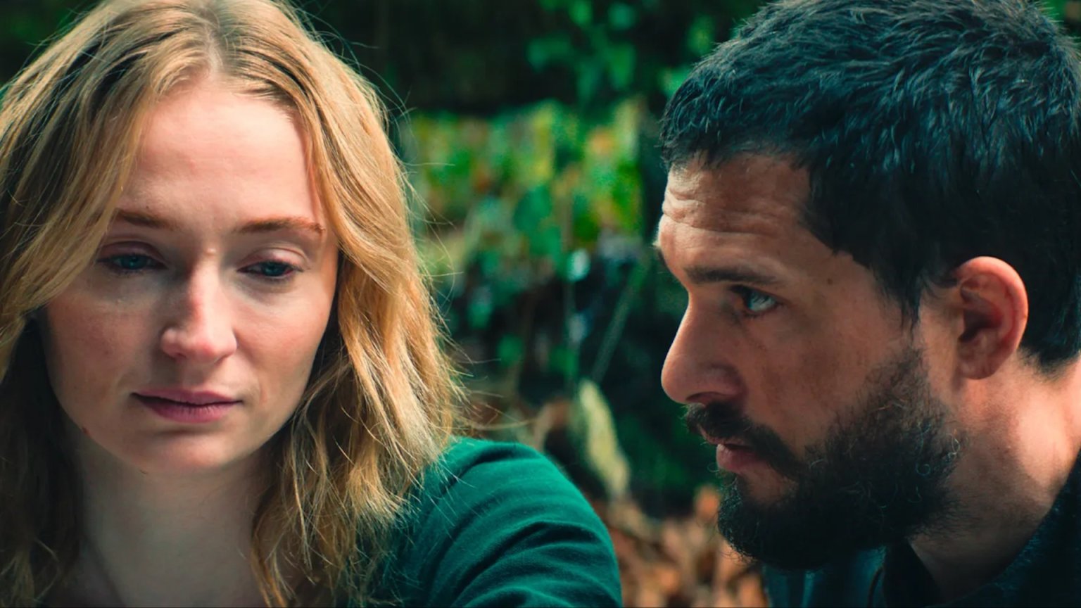 'The Dreadful' trailer: Sophie Turner en Kit Harington herenigd in gloednieuwe horrorfilm