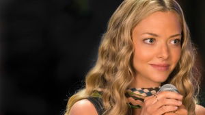 Twijfels over Amanda Seyfrieds geloofwaardigheid na uitspraken over regisseur 'Mamma Mia 3'