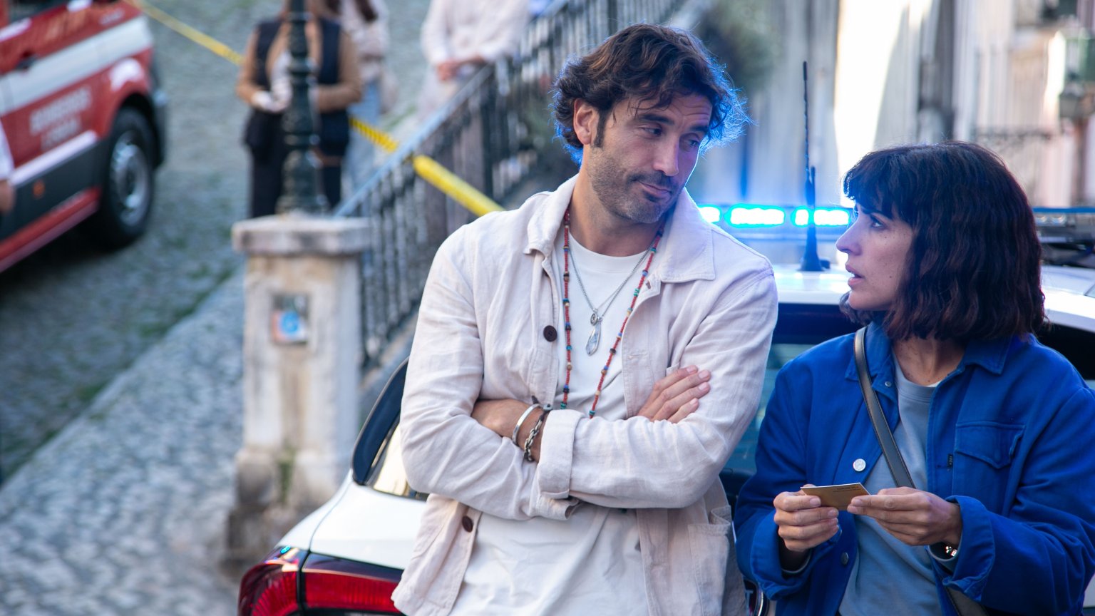 Disney+ lost eerste beelden van nieuwe Spaanse mysterieserie