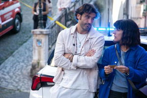 Disney+ lost eerste beelden van nieuwe Spaanse mysterieserie