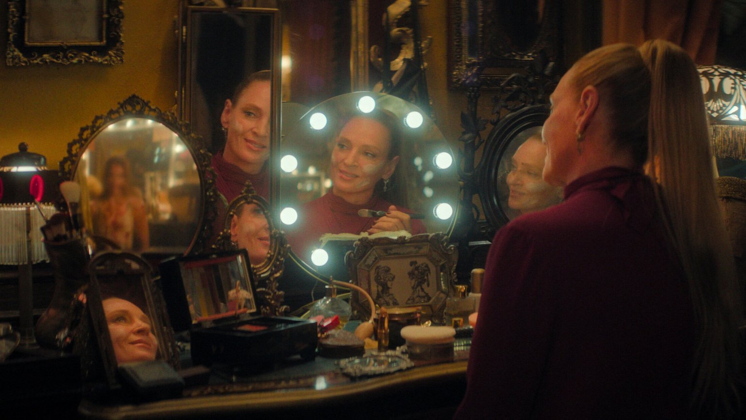 Eerste beelden van Uma Thurman in nieuwe actiethriller 'Pretty Lethal'