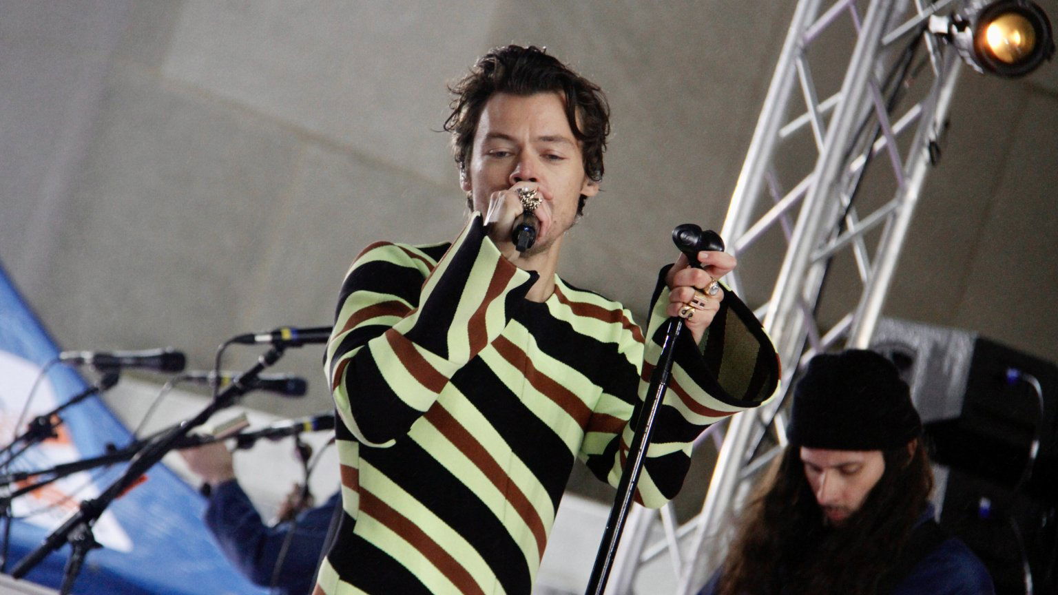 Popicoon Harry Styles brengt exclusief liveconcert naar Netflix