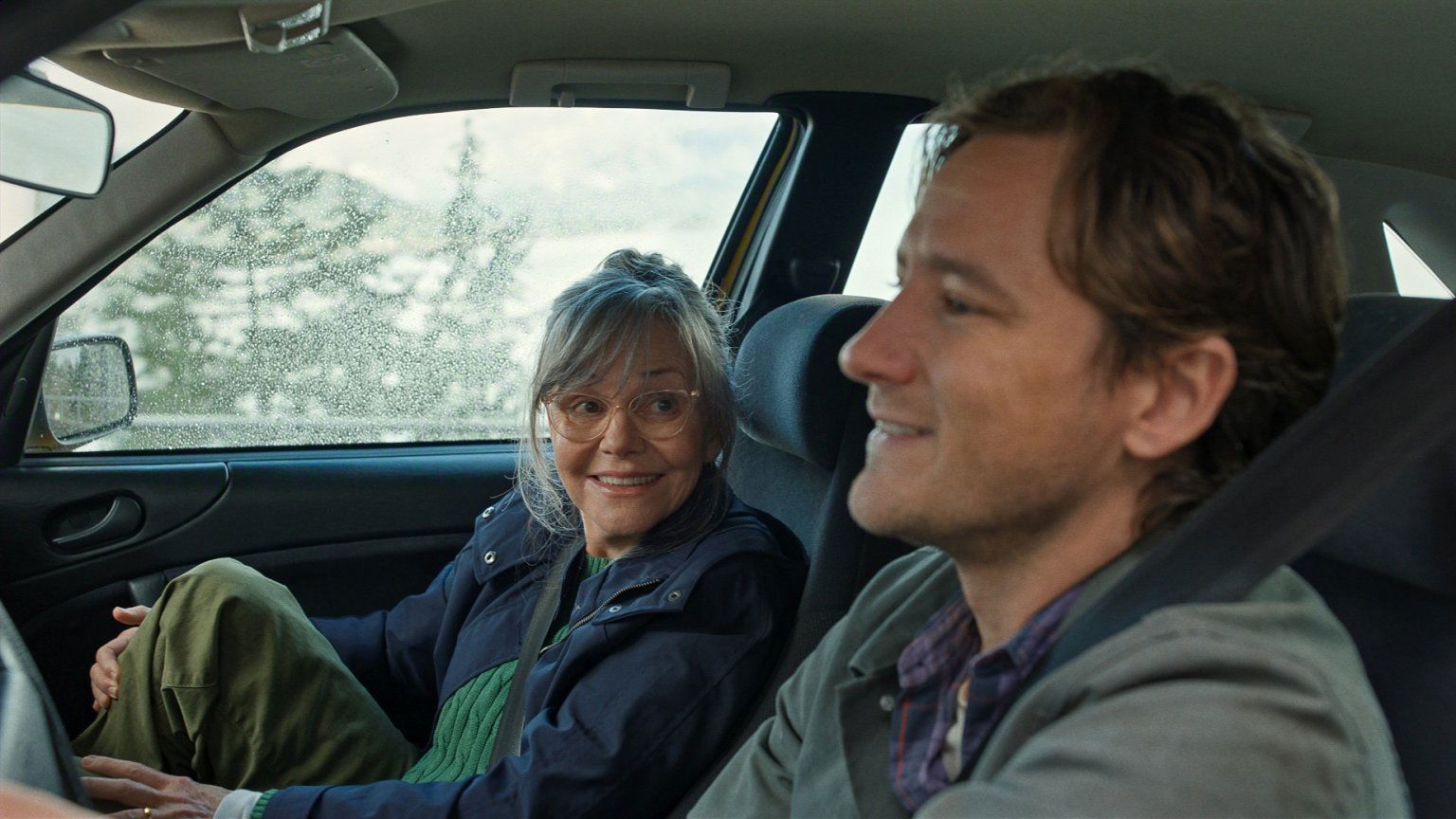 Netflix deelt veelbelovende teaser van hartverwarmend drama 'Remarkably Bright Creatures'