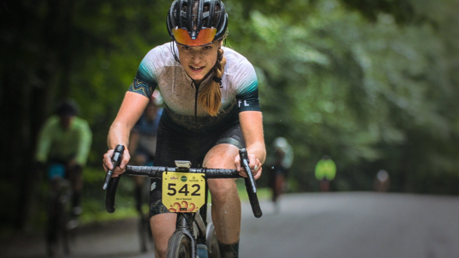 Netflix deelt de trailer van aangrijpende docu over vermoorde wielrenster