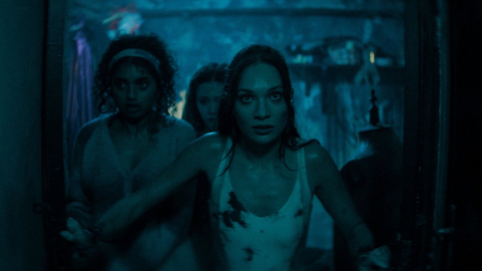Gloednieuwe horrorthriller met Uma Thurman vanaf vandaag te zien