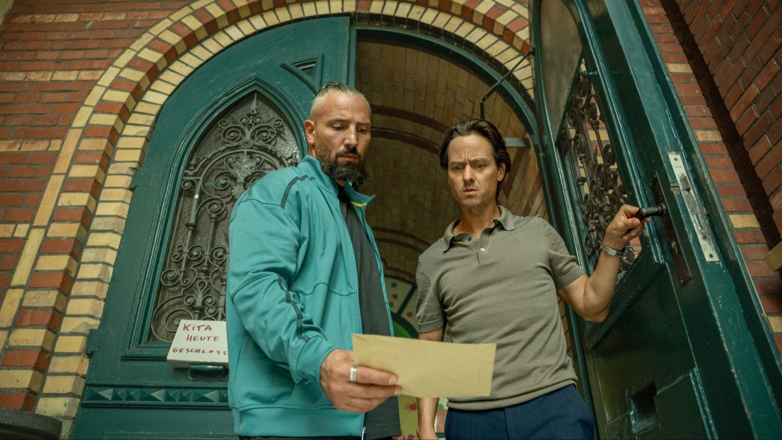 Eerste beelden: Duitse Netflix-serie 'Achtsam Morden' keert binnenkort terug met seizoen 2