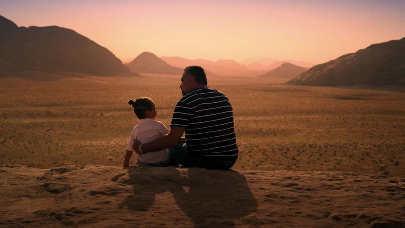 AppleTV+ deelt trailer van ontroerende documentaireserie 'Becoming You'