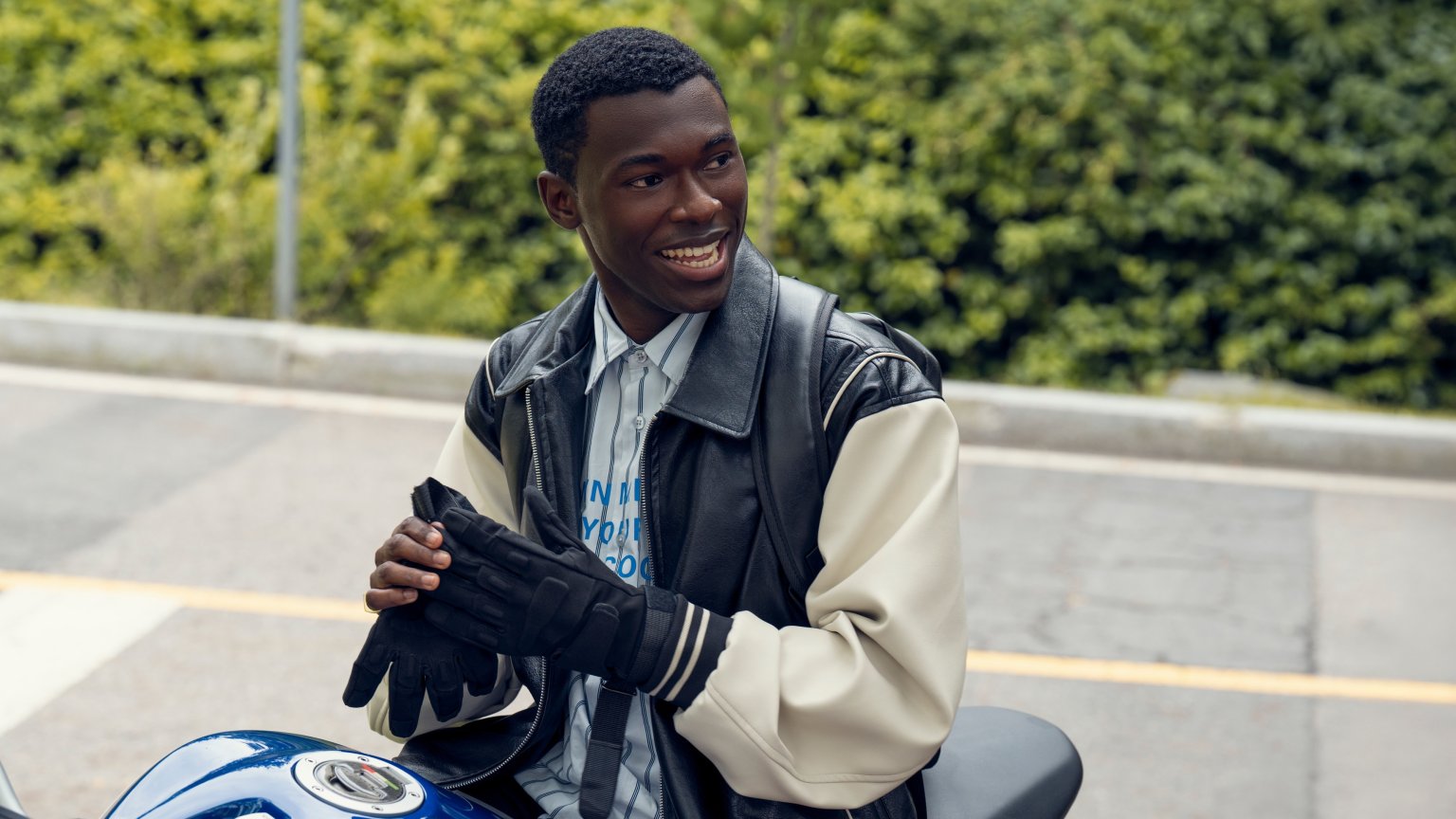 Netflix-abonnees teleurgesteld in derde seizoen van hitserie: 'Zo slecht, maar ik kan niet stoppen met kijken'