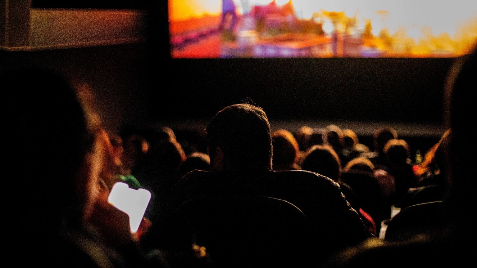 Gen Z redt de bioscoop: jongeren gaan vaker naar de film dan oudere generaties