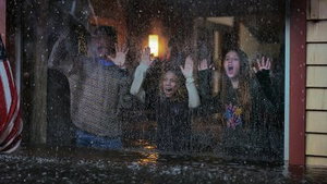 Netflix geeft kijkje achter de schermen bij rampenfilm 'Thrash'