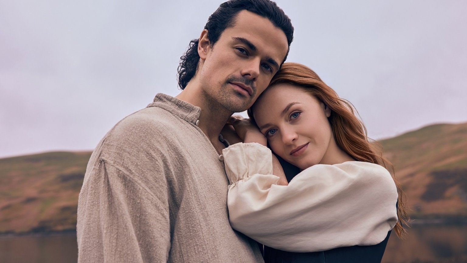 Eerste beelden: nieuwe 'Outlander'-serie nu al zeker van een tweede seizoen