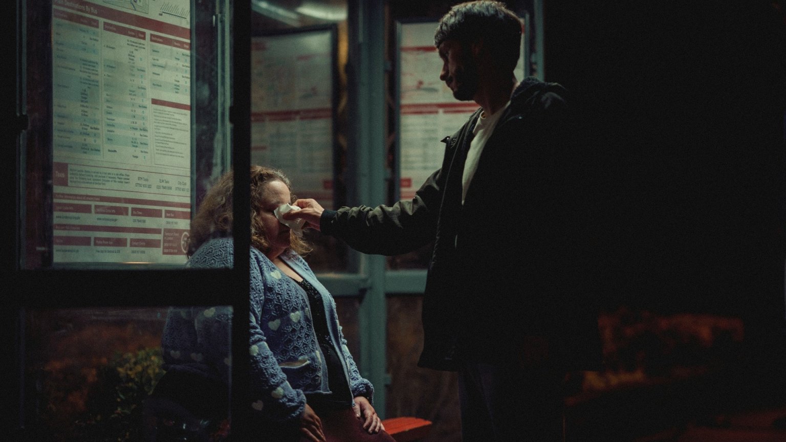 Zeldzaam hoge score voor Britse dramaserie op Netflix: 'Wat een heftige serie!'