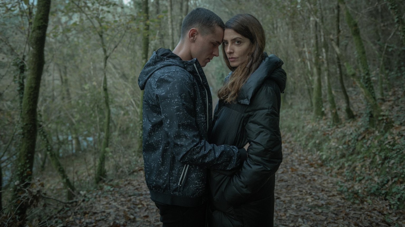 Kijkers geraakt door spannende Spaanse thrillerserie op Netflix: 'Kippenvel!'