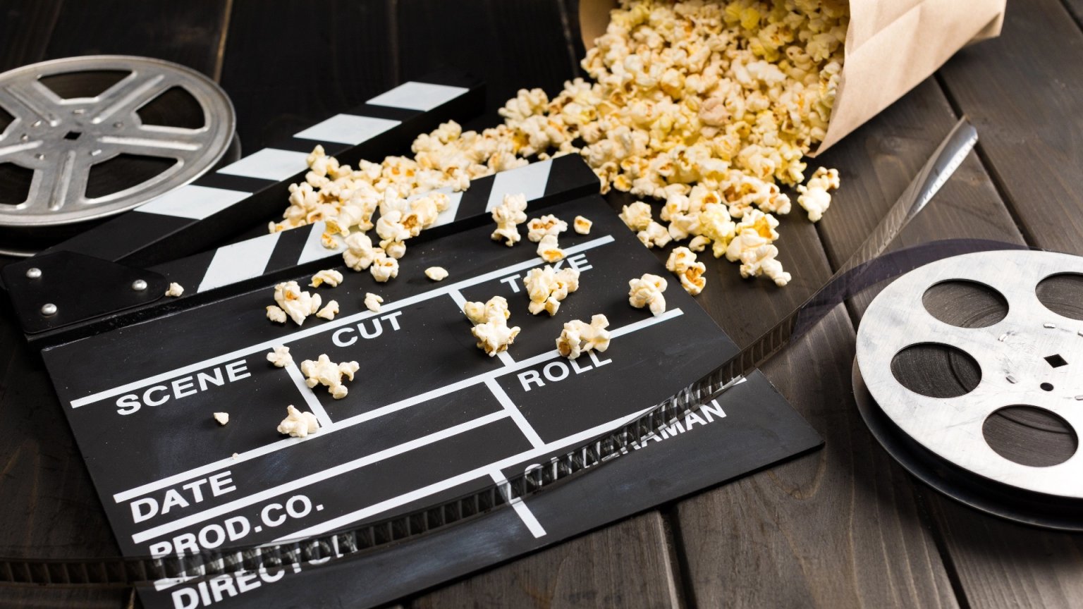 Netflix haalt romantische bestseller 'Better Than the Movies' binnen