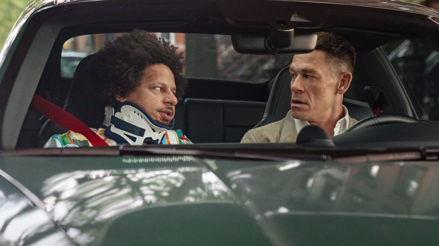 John Cena en Eric André schitteren in de trailer van nieuwe Netflix-komedie