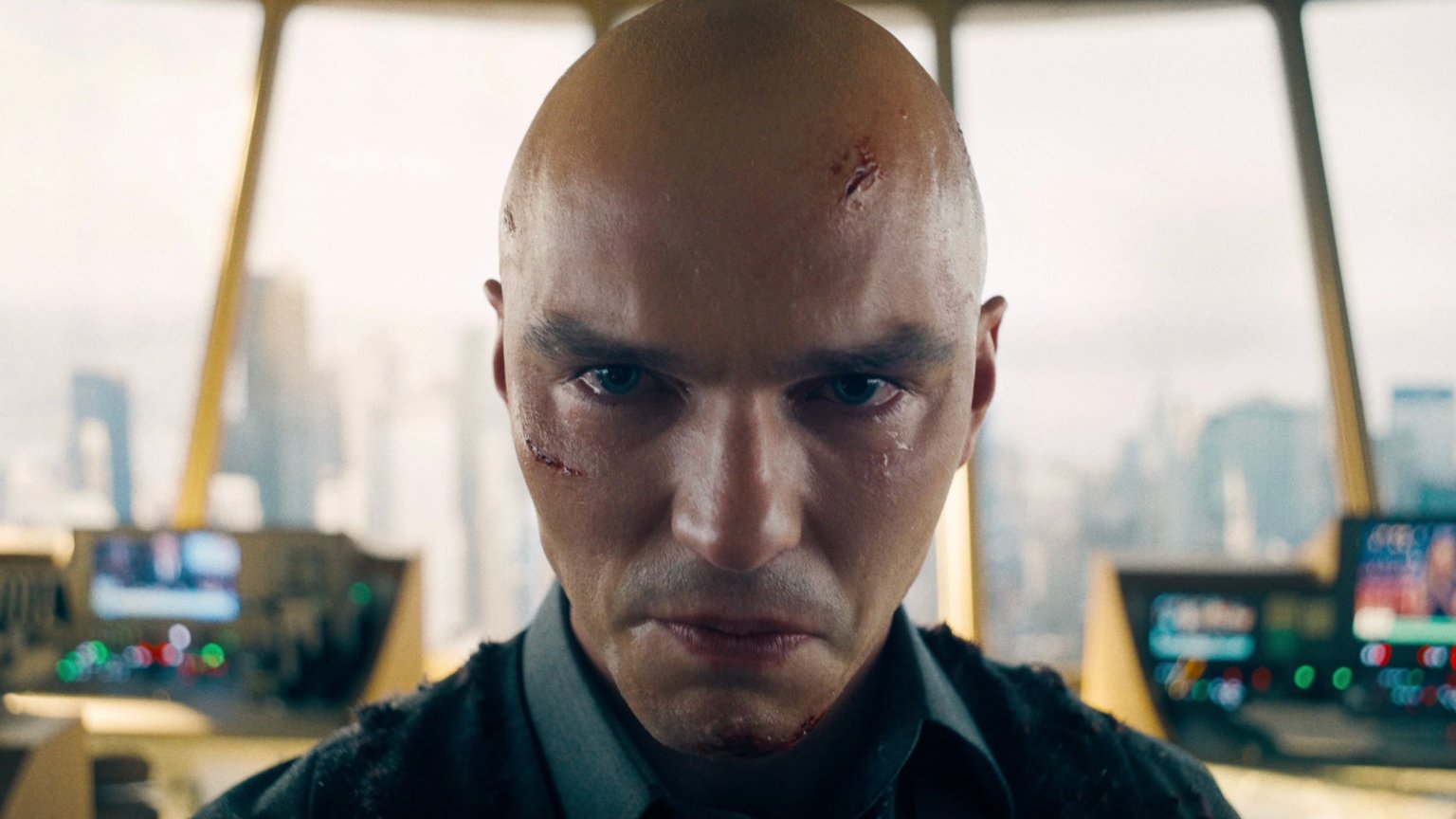 Eerste blik op Lex Luthors iconische gevechtspak in 'Man of Tomorrow'