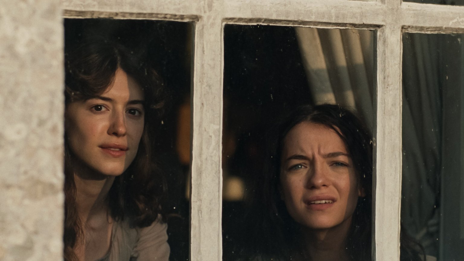 Eerste beelden van 'Sense & Sensibility' onthuld