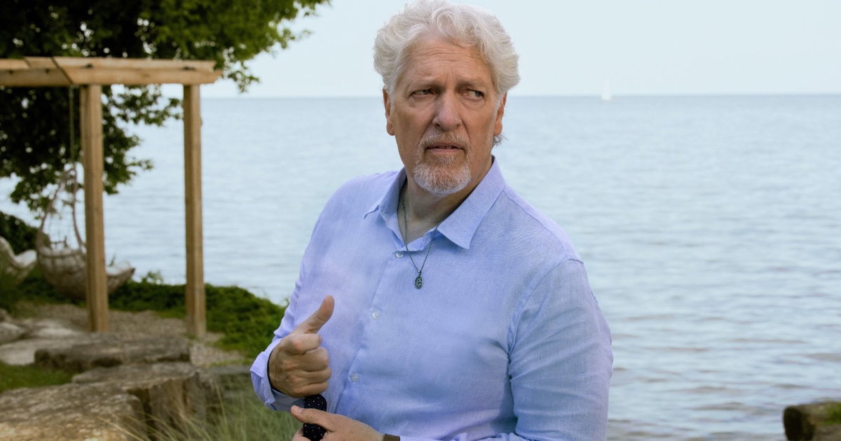 New Netflix series is a mega hit: ‘Every episode has me on the edge of my seat’